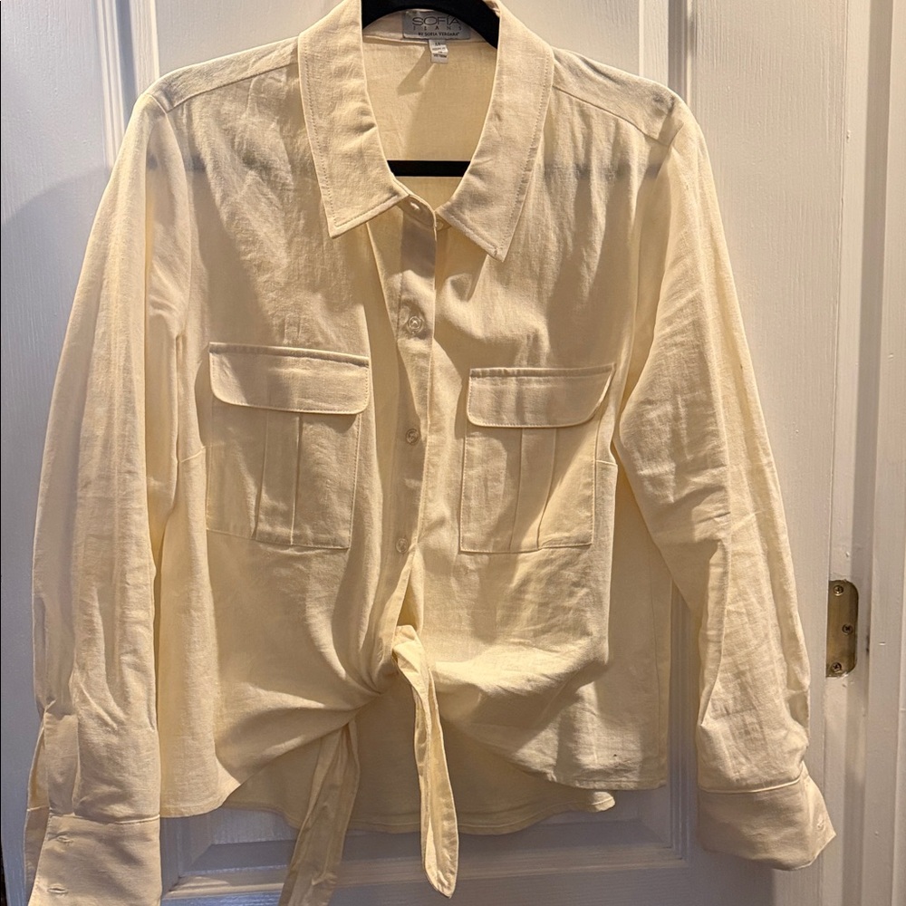 Sofia by Sofia Vergara Women's Cream Shirt Jacket NWOT